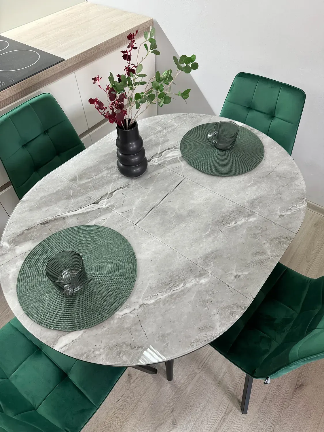 rozkladnyi-obidnii-stil-oliver-black-015141-45160319106346