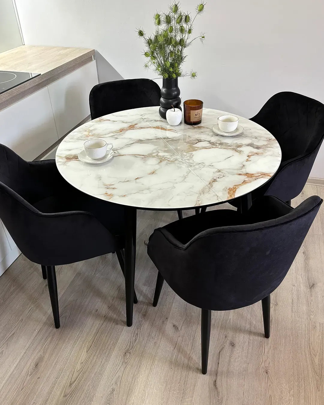 rozkladnyi-obidnii-stil-oliver-black-025153-72454473689656